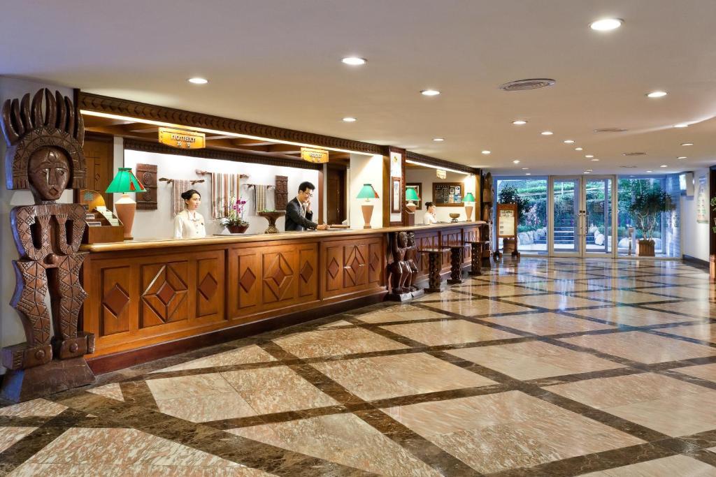 Hotel Royal Chihpin Wenquan Eksteriør bilde The lobby of the hotel
